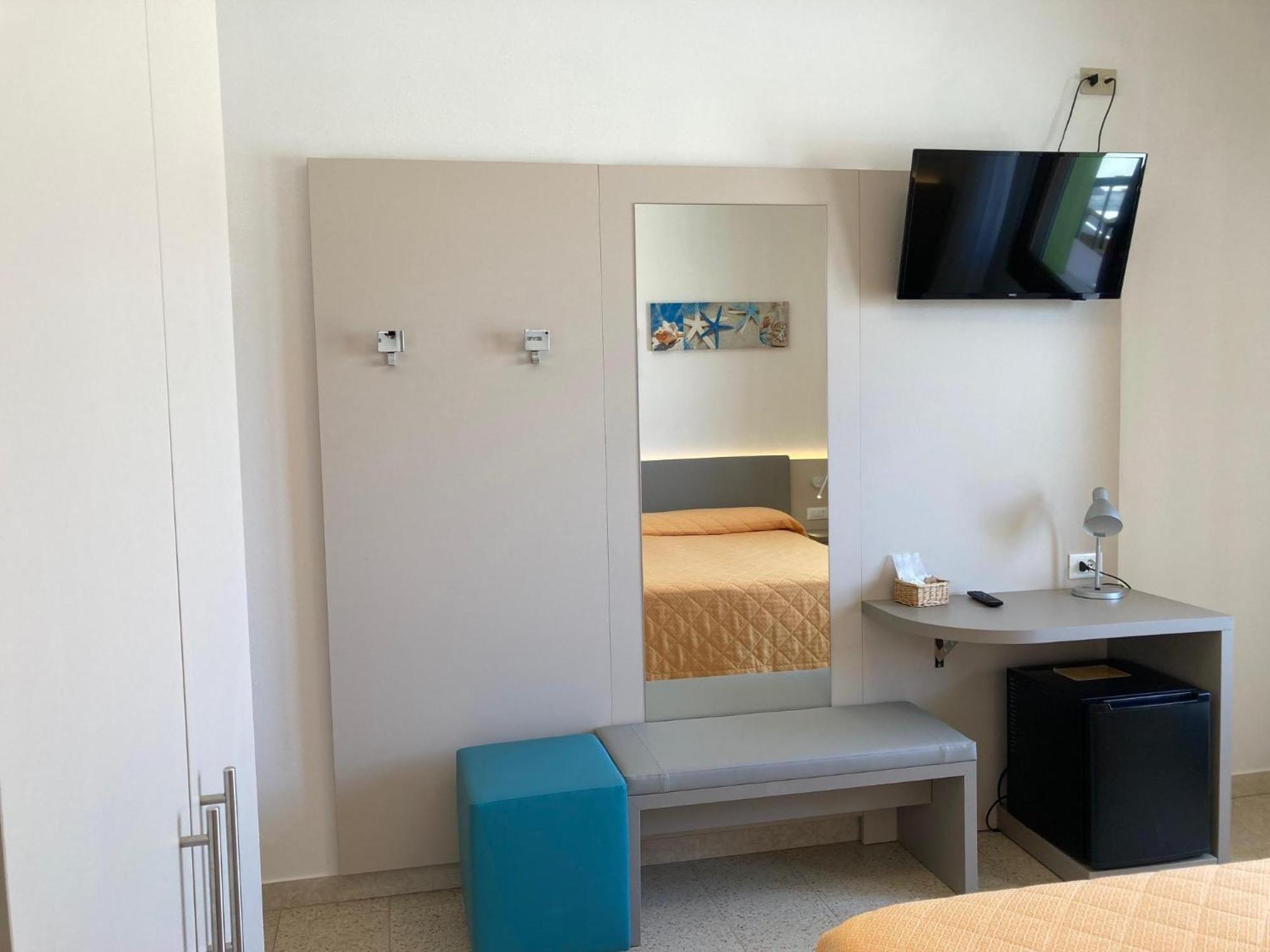 Hotel Giacomazzo Caorle Exterior foto