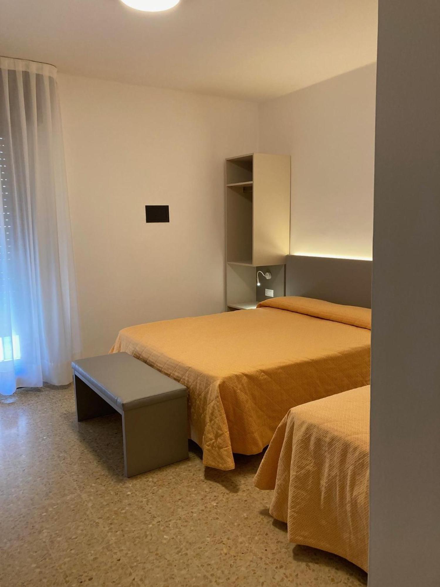 Hotel Giacomazzo Caorle Exterior foto