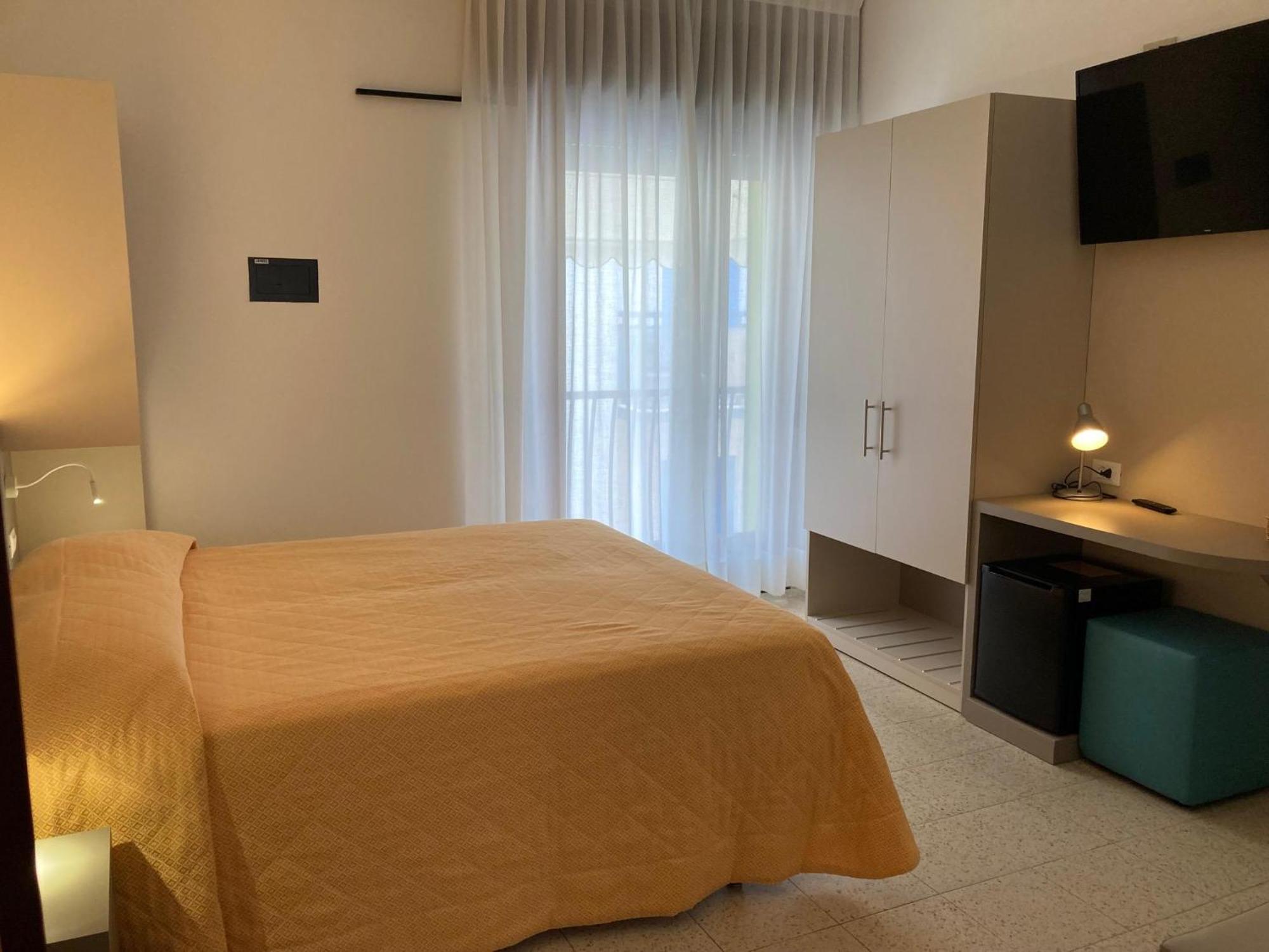 Hotel Giacomazzo Caorle Exterior foto