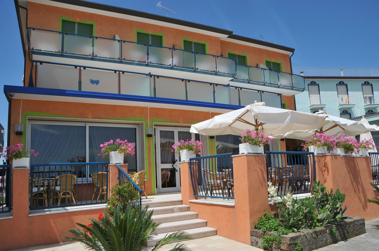 Hotel Giacomazzo Caorle Exterior foto
