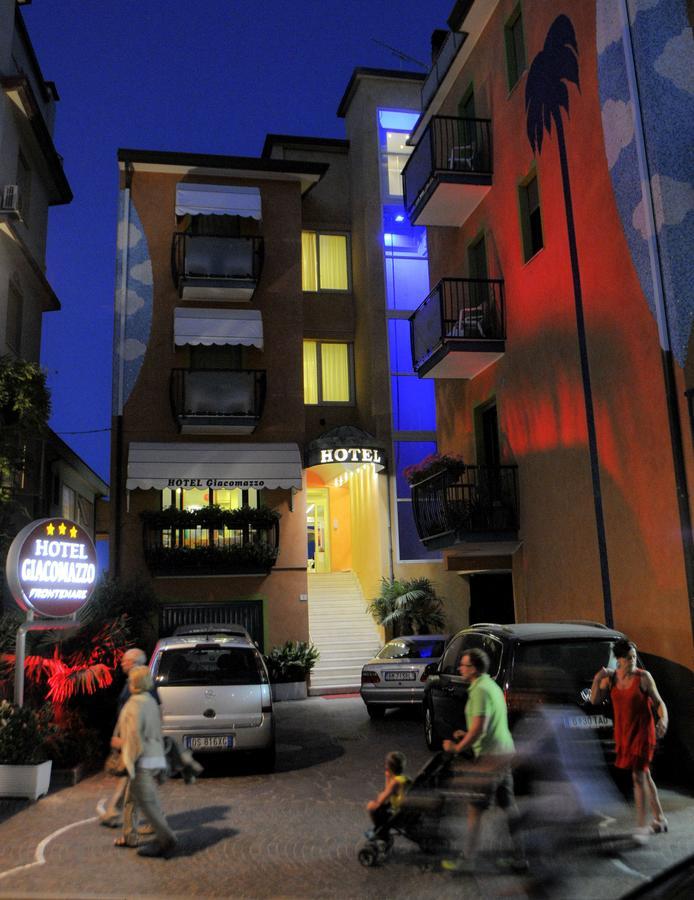 Hotel Giacomazzo Caorle Exterior foto